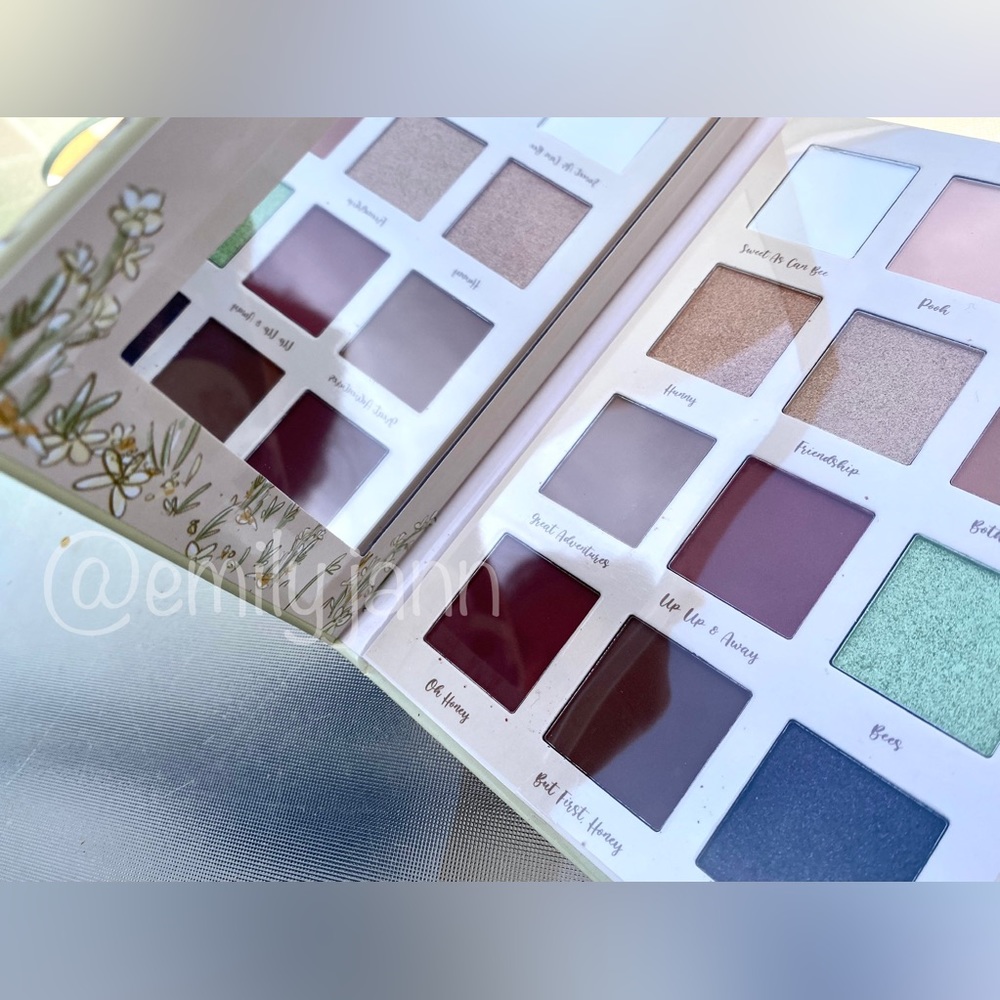 Winnie the Pooh🍯Eyeshadow Palette - Picture 7 of 11